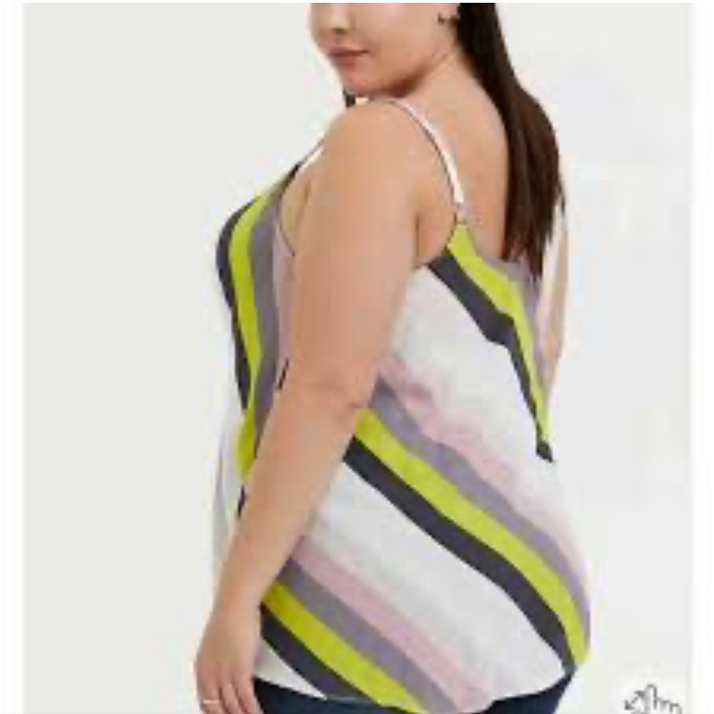 Torrid Sophie Crinkle Gauze Swing Cami Tank Top Size 1X - Picture 2 of 6